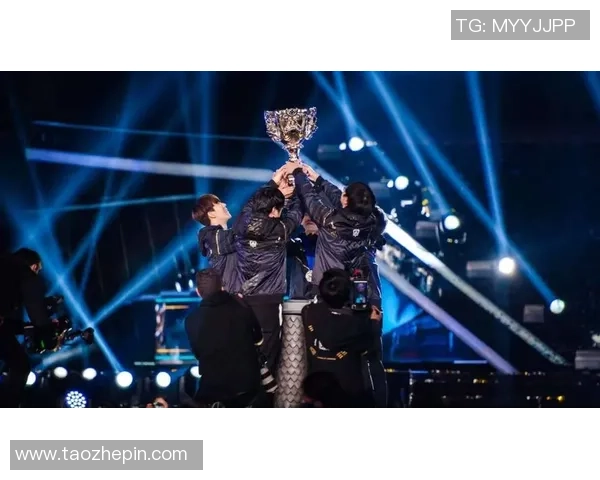 IG战队重塑辉煌之路:从巅峰到转型的全景回顾与展望 IG战队重塑辉煌之路:从巅峰到转型的全景回顾与展望